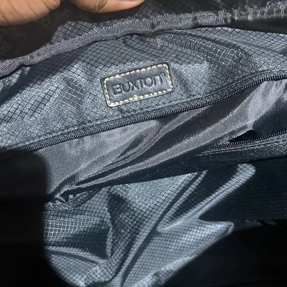 Buxton please check all picture of condition - Picture 14 of 17